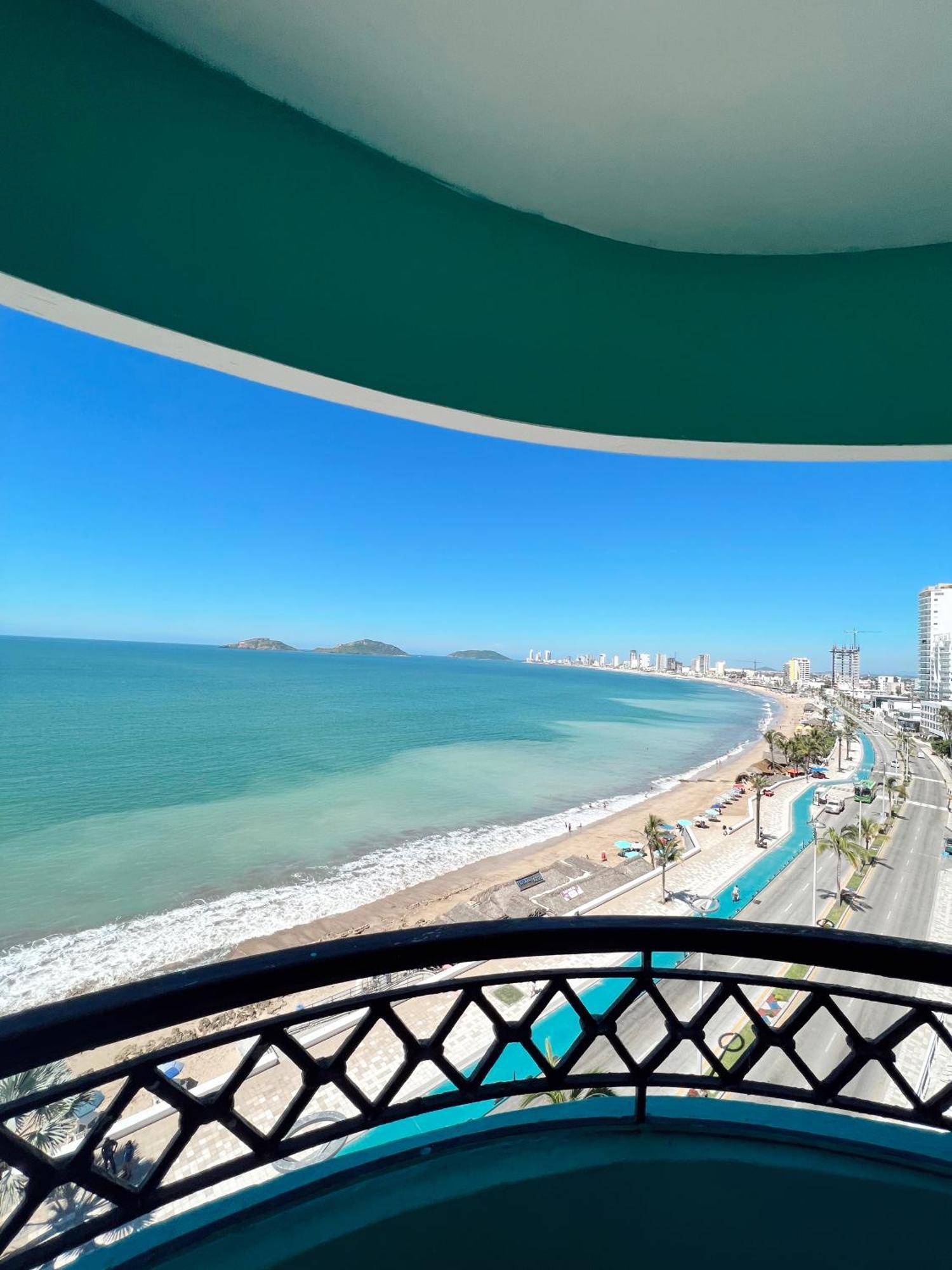 Hotel Playa Marina マサトラン エクステリア 写真