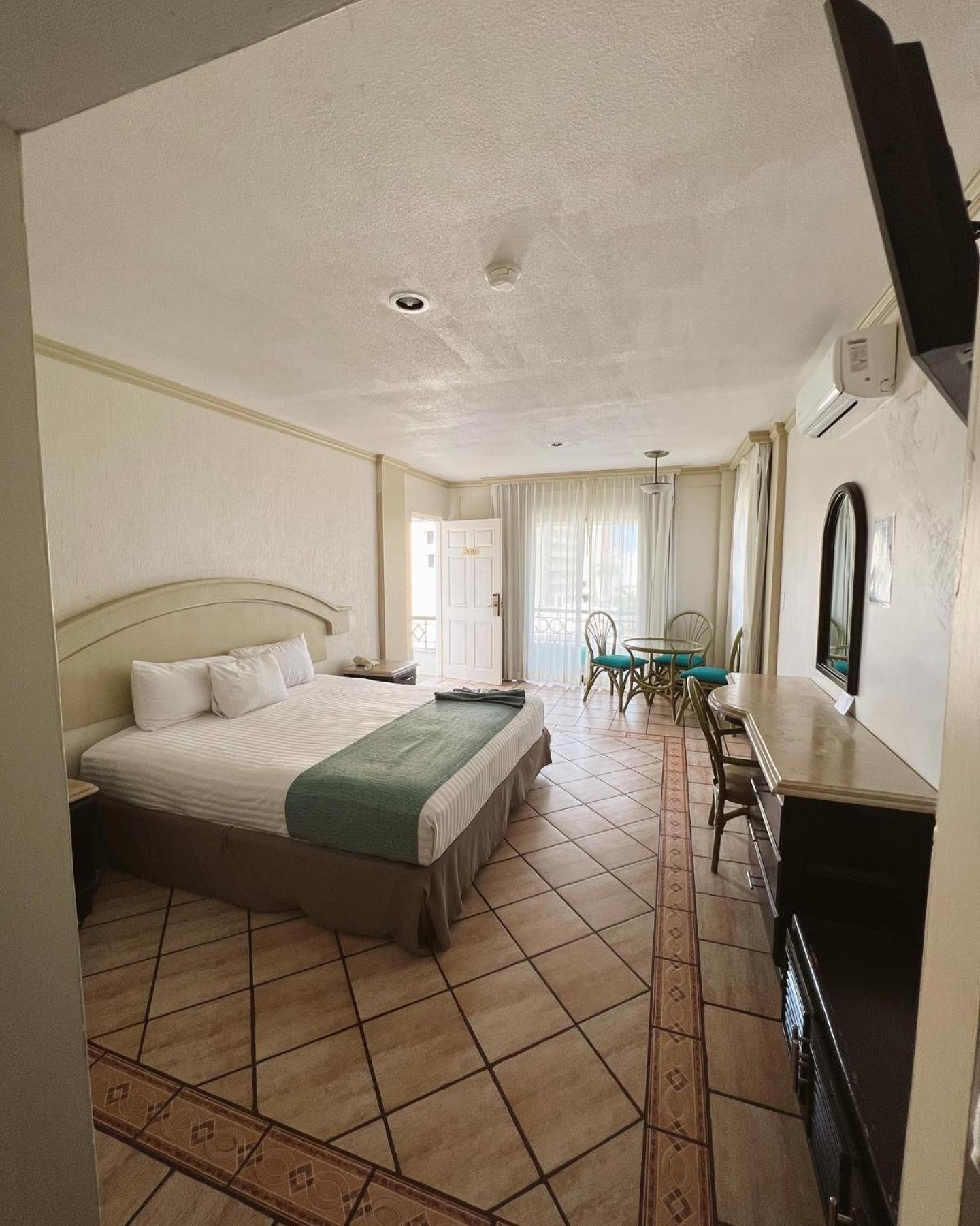 Hotel Playa Marina マサトラン エクステリア 写真