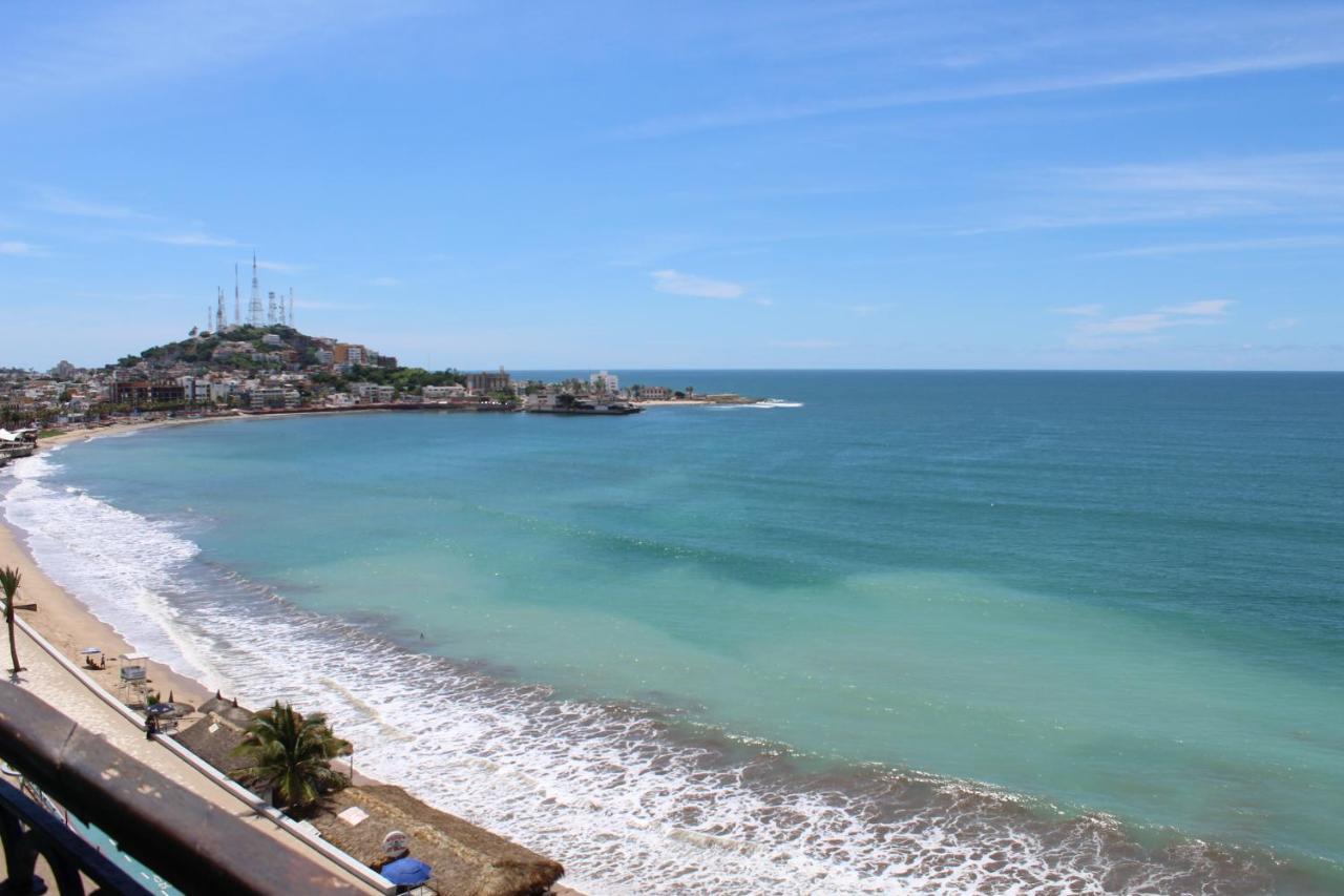Hotel Playa Marina マサトラン エクステリア 写真